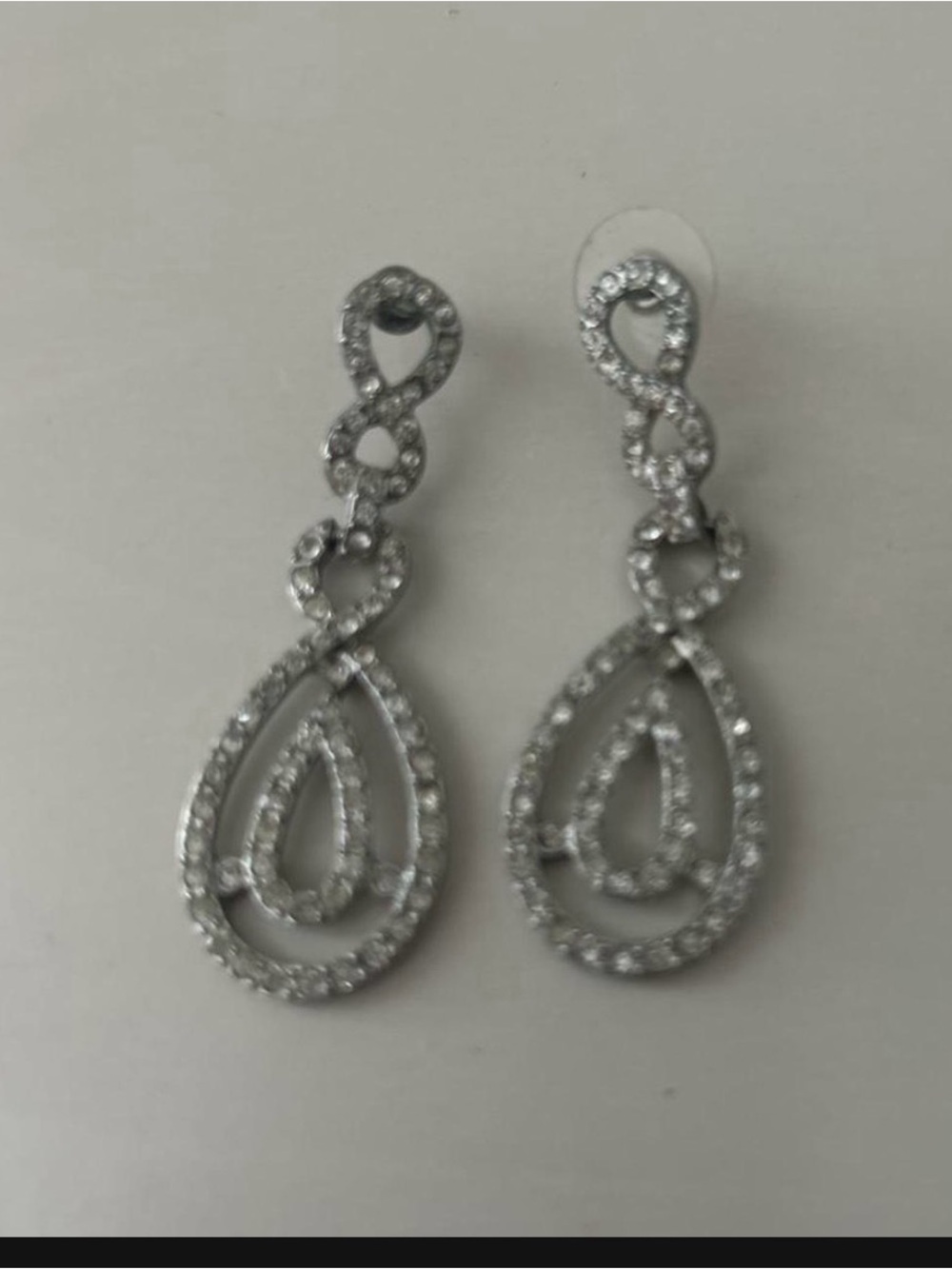 Silver Crystal Teardrop Dangle Earrings - Elegant Women's Jewelry